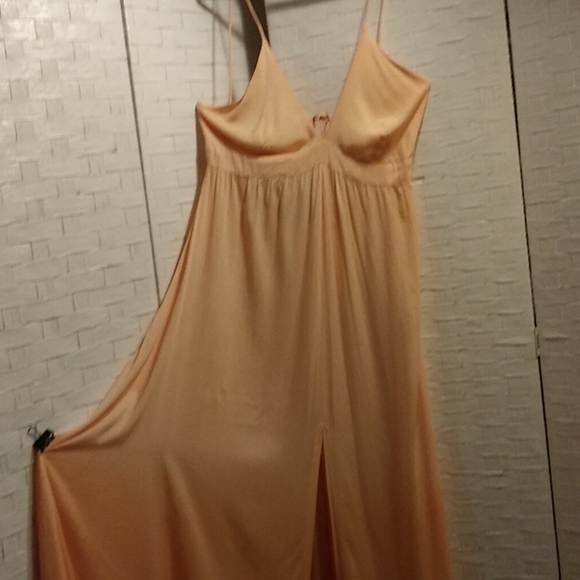 Dress - Picture 3 of 6